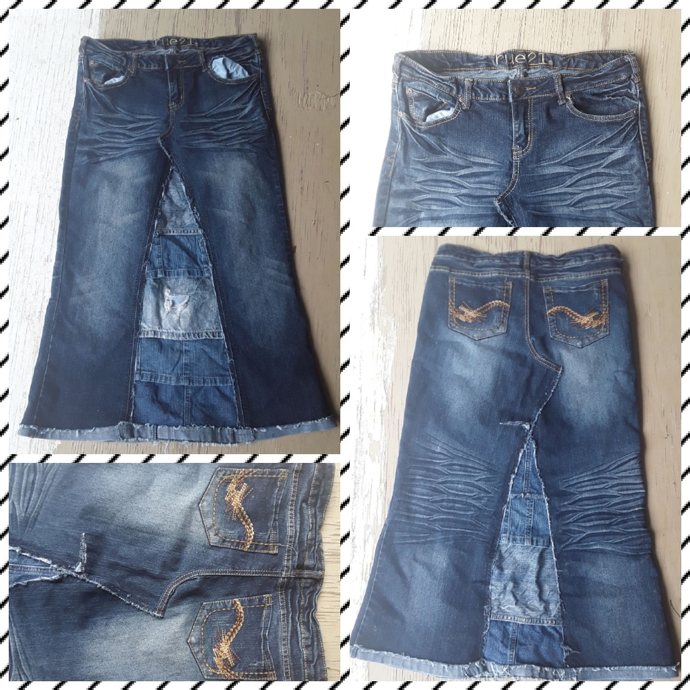 Denim skirt